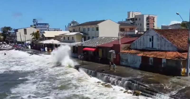  Marinha alerta para ventos fortes de até 61 Km/h no litoral do Paraná