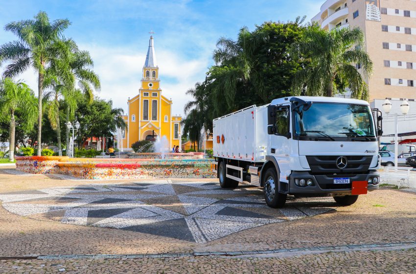  Nova aquisição em Mandirituba: caminhão moderniza serviços públicos municipais